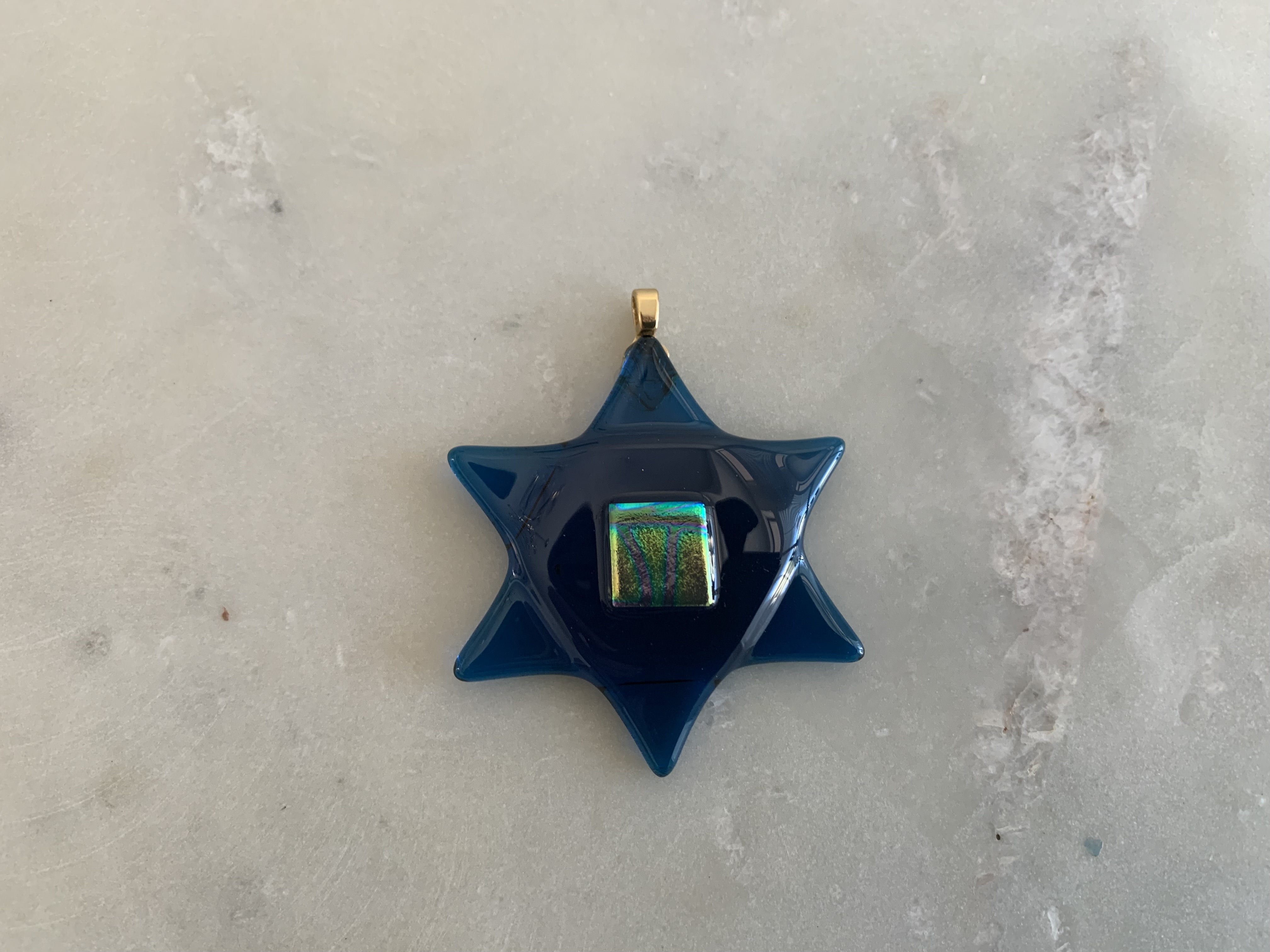 Dichroic Smooth Square